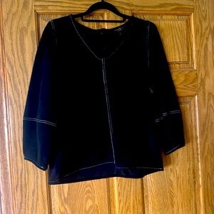 Current Air Anthropologie Delilah Top In Black V-Neck Structured Size Medium